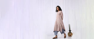 Ikat Flourish
