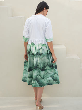 White and Green Cuban Collar Dress