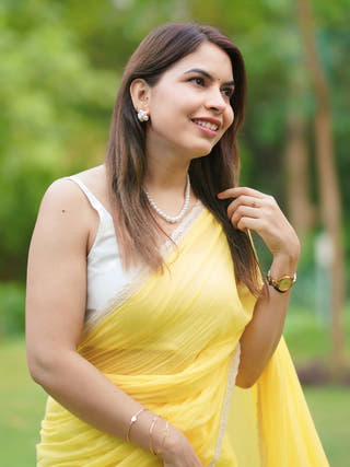 Amber Dew Pure Cotton Solid Saree With Lace Border Without Blouse Piece