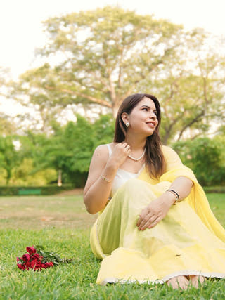 Amber Dew Pure Cotton Solid Saree With Lace Border Without Blouse Piece