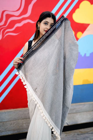Shadow Stripes Pure Cotton Striped Saree Without Blouse Piece