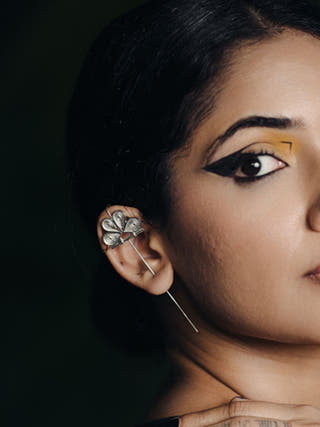 Tarkashi Ear Pin