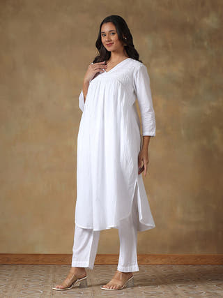 White Cotton Chikankari Lucknowi Kurta-Pant Set
