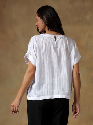White Freesize Lucknowi Chikankari Box Top