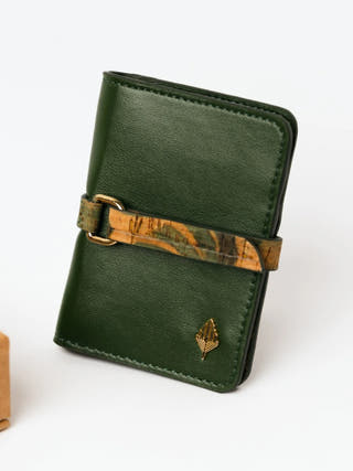 Neith Vegan Leather Cardholder Green