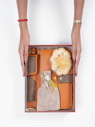 The Mindful Moments Vegan Leather Gift Set | Tan