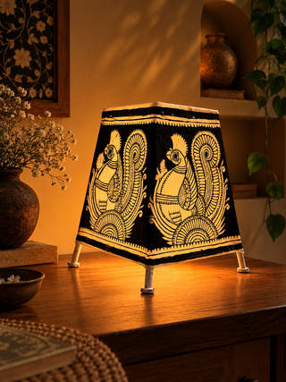 Peacock Table Lamp - Black