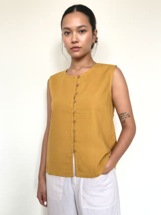 Moor Mustard Cotton-Linen Buttoned Sleeveless Top