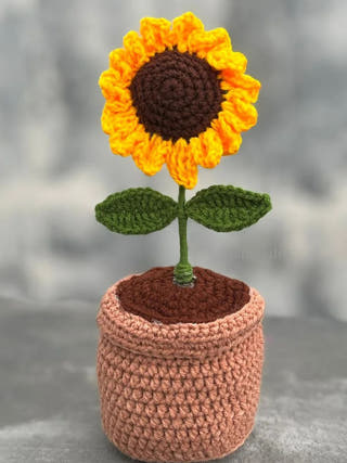 Crochet Sunflower Pot