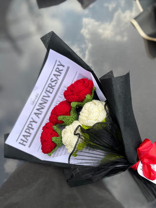 Happy Anniversary Crochet Bouquet