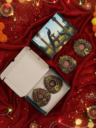 Dancing Peacock T Light | Set of 4