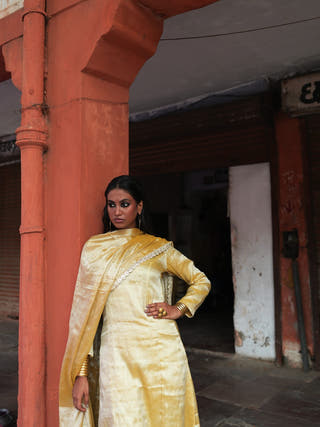 Akshwini Neon Yellow Handloom Tissue Kurta Pant Set With Dupatta