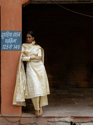 Akshwini Neon Yellow Handloom Tissue Kurta Pant Set With Dupatta