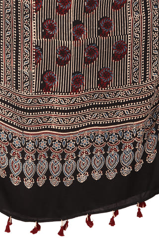 Block printed Modal Stole Flower Black Teenaro