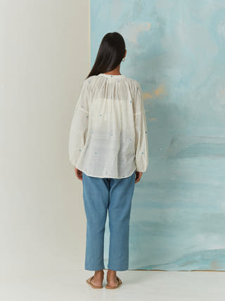 Hana Tops Off White