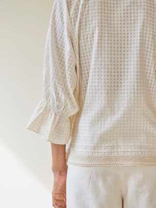 Breeze Top Maahikaari