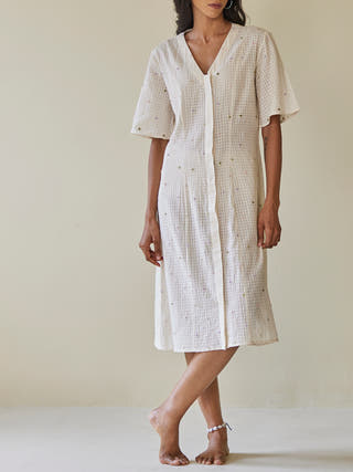 No So Knotted Shift Dress Maahikaari