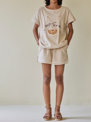 The Hip-Tee Maahikaari