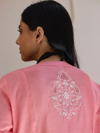 Pintucks And Yoke Kurta Pink Vasstram