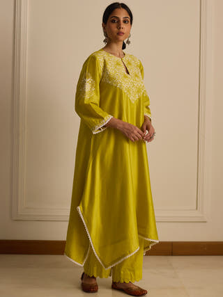 Asymmetrical Kurta Yellow Vasstram