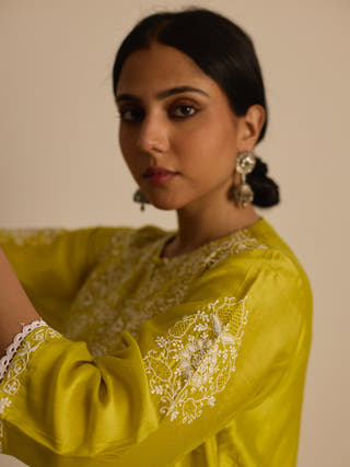 Asymmetrical Kurta Yellow Vasstram