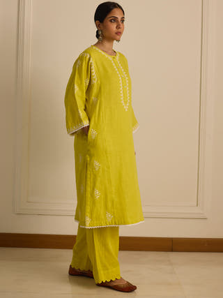 Straight Fit Kurta Yellow Vasstram