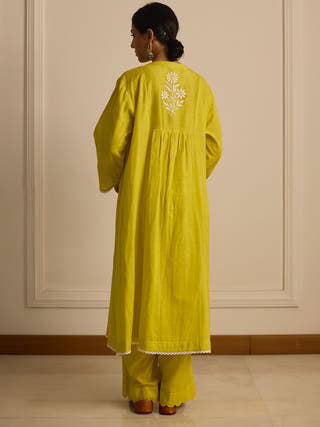 Pintucks And Yoke Kurta Yellow Vasstram