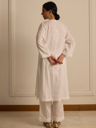 Straight Fit Kurta White Vasstram