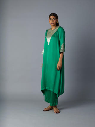 Tikona Kurta Set | Green