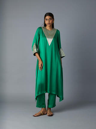 Tikona Kurta Set | Green