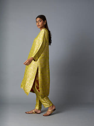 Khajoor Brocade Kurta Set