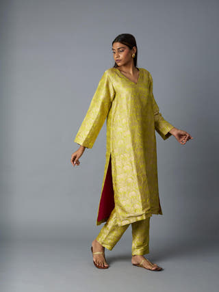 Khajoor Brocade Kurta Set