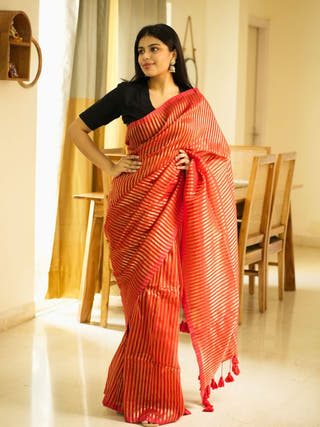 Golden Whisper Red Mul Cotton Saree