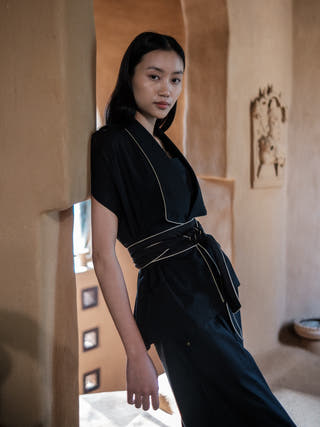 Black Berlin Shawl Collar