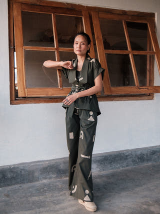 Deep Green Triangle Printed Berlin Shawl Collar