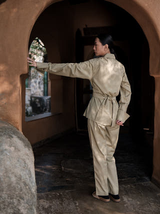 Khaki Nara Front Knot Shirt