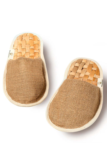 Banana Waffle Slippers - Closed toe