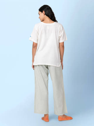 Natural Skippy T-Shirt with Kangaroo Pockets