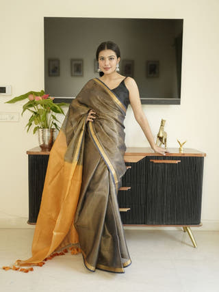 Grey Tissue Linen Saree With Golden Zari Pallu