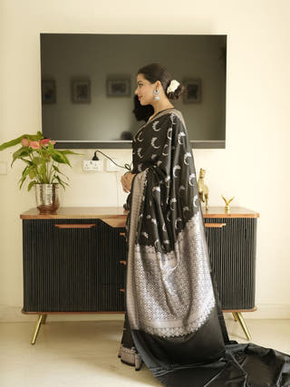 Black Banarasi Silk Saree With Zari Border