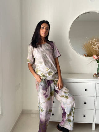 Eela Natural Dye Cotton-Linen T-Shirt