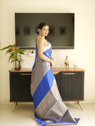 Blue Silk Saree With Zari Work