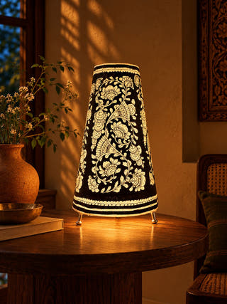 Tholu Bommalata Lotus Lamp - Black