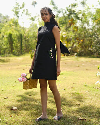 Avni Dress