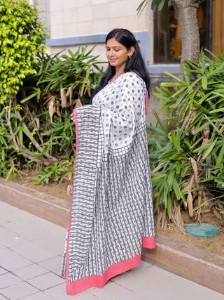 Shipra Sanganeri Hand Block Printed Pure Cotton Saree