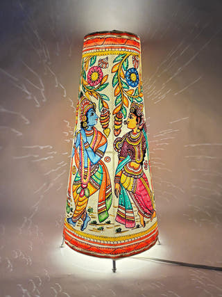 Radha Krishan Tholu Bommalata Table Lamp