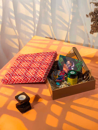 The 6th Sense Hamper