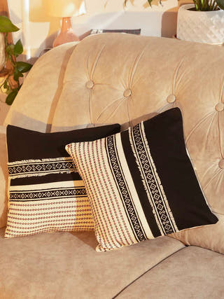 Toda Cushion Cover
