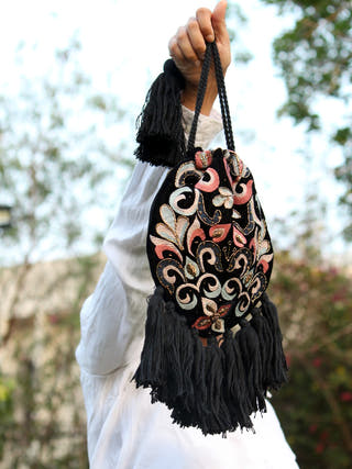 Vista Emboidered Potli Bag