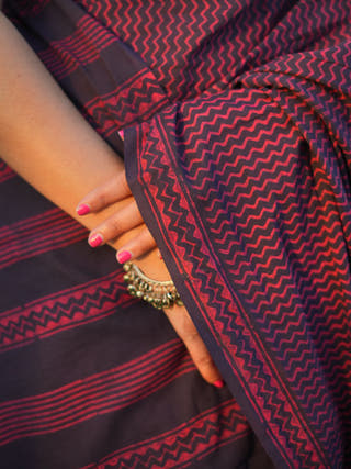 Bhoomi Dhara Earthy Dabu Wine Cotton Saree